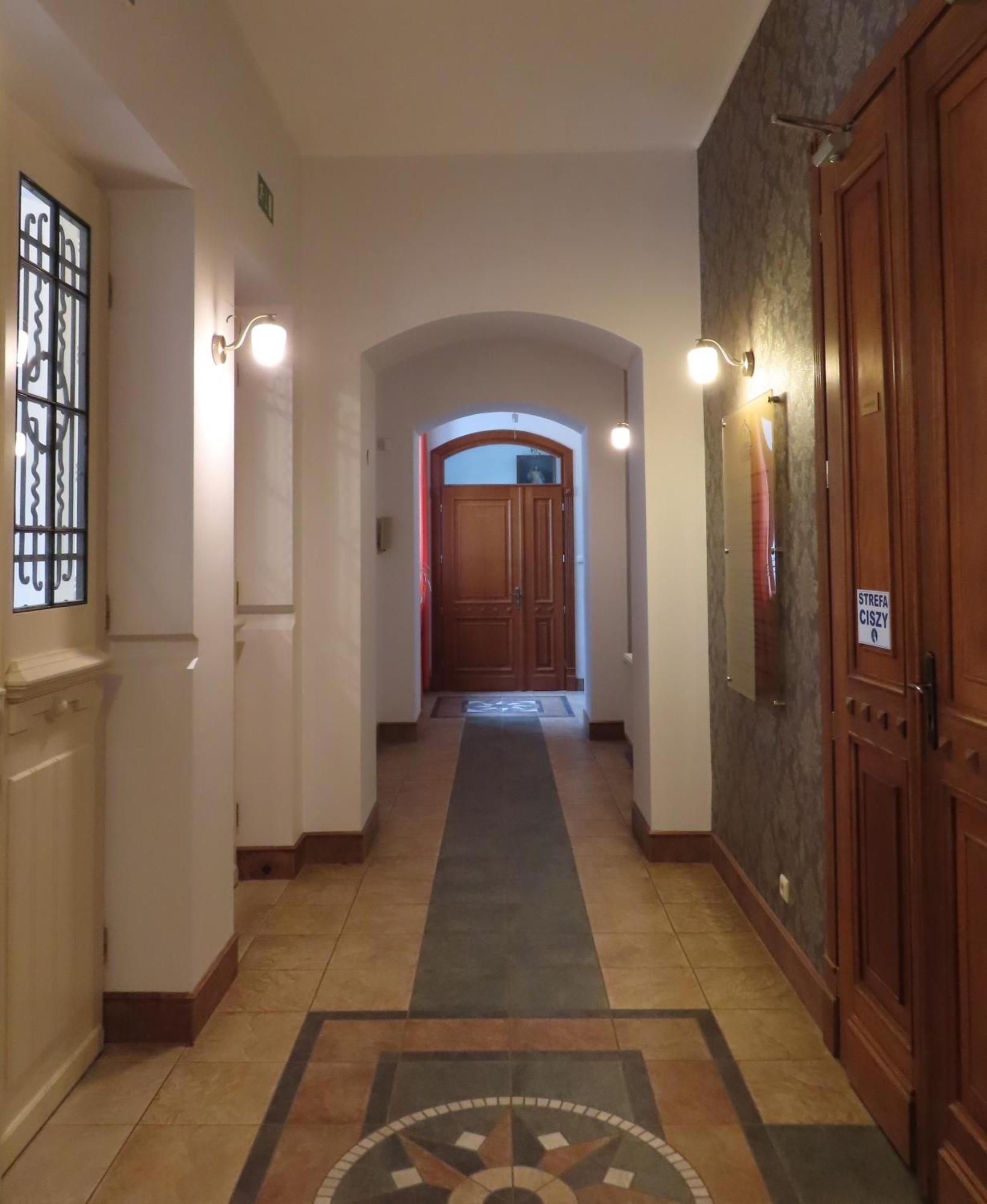 孔斯坦杰那 Dobry Zakatek Dom Rekolekcyjny酒店 外观 照片